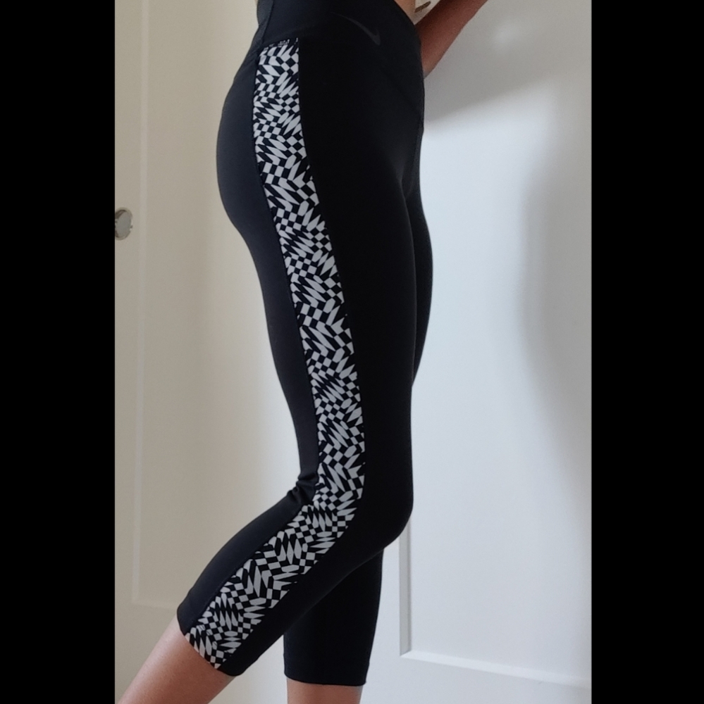 Nike 3/4 leggings!